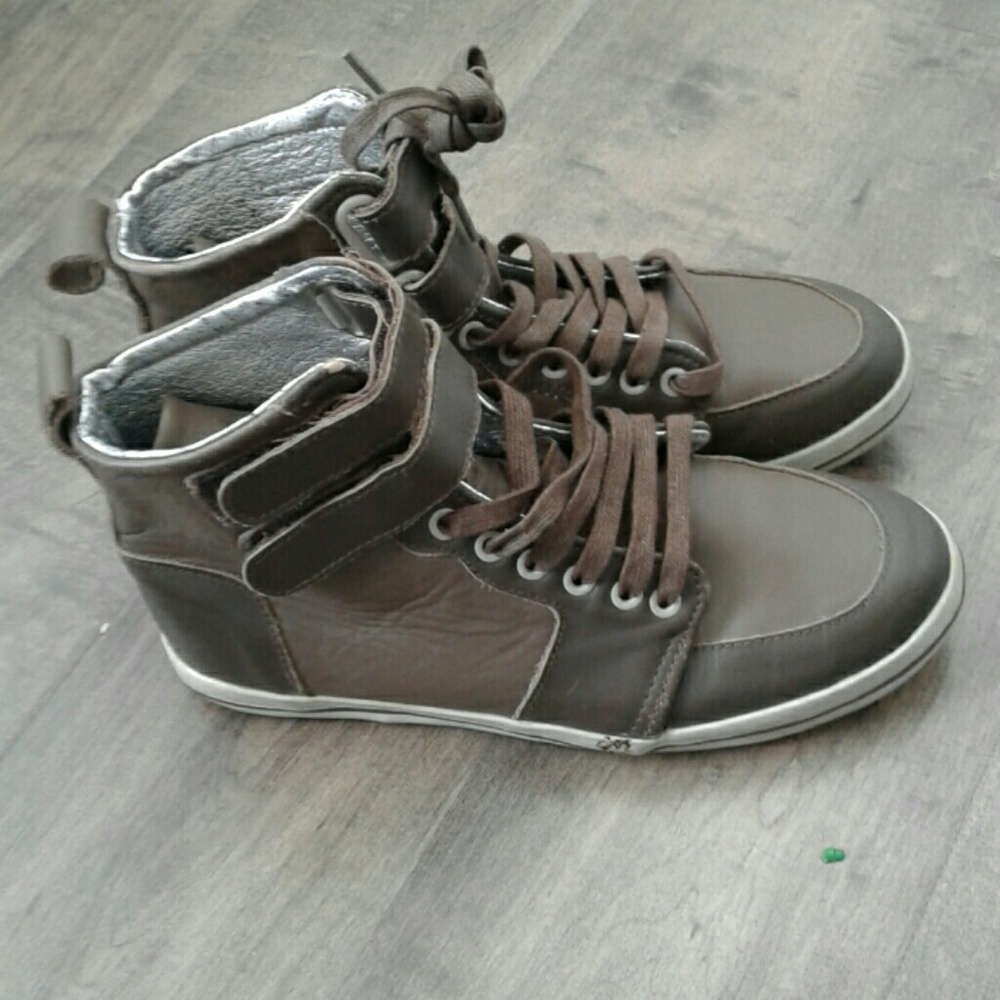 Zuriick brown leather high tops size 6
